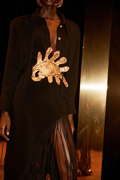 Look 61